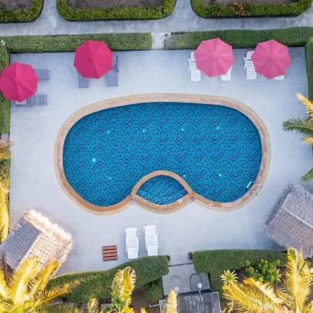 Phatcharee Resort Baan Tai Esterno foto