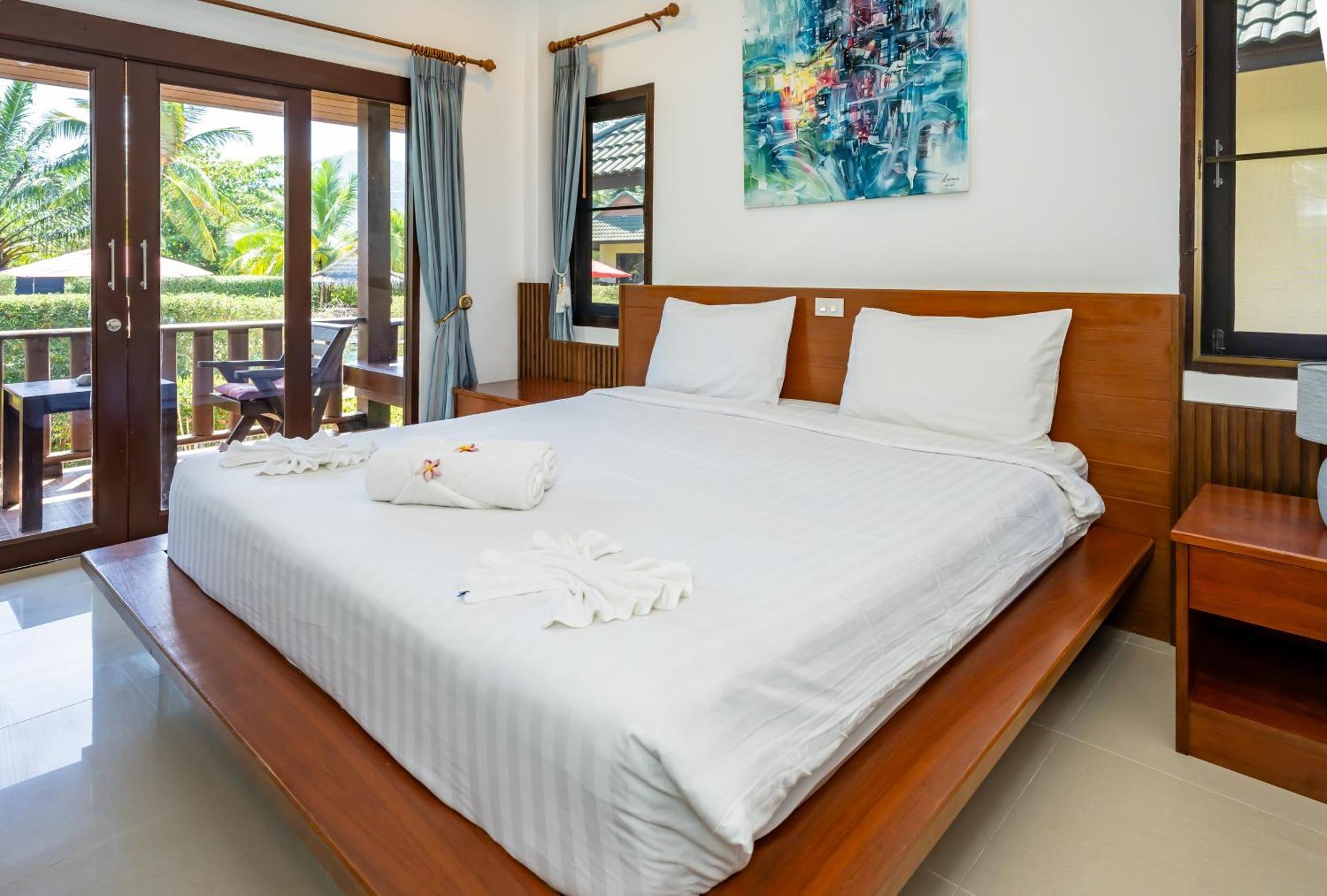 Phatcharee Resort Baan Tai Esterno foto