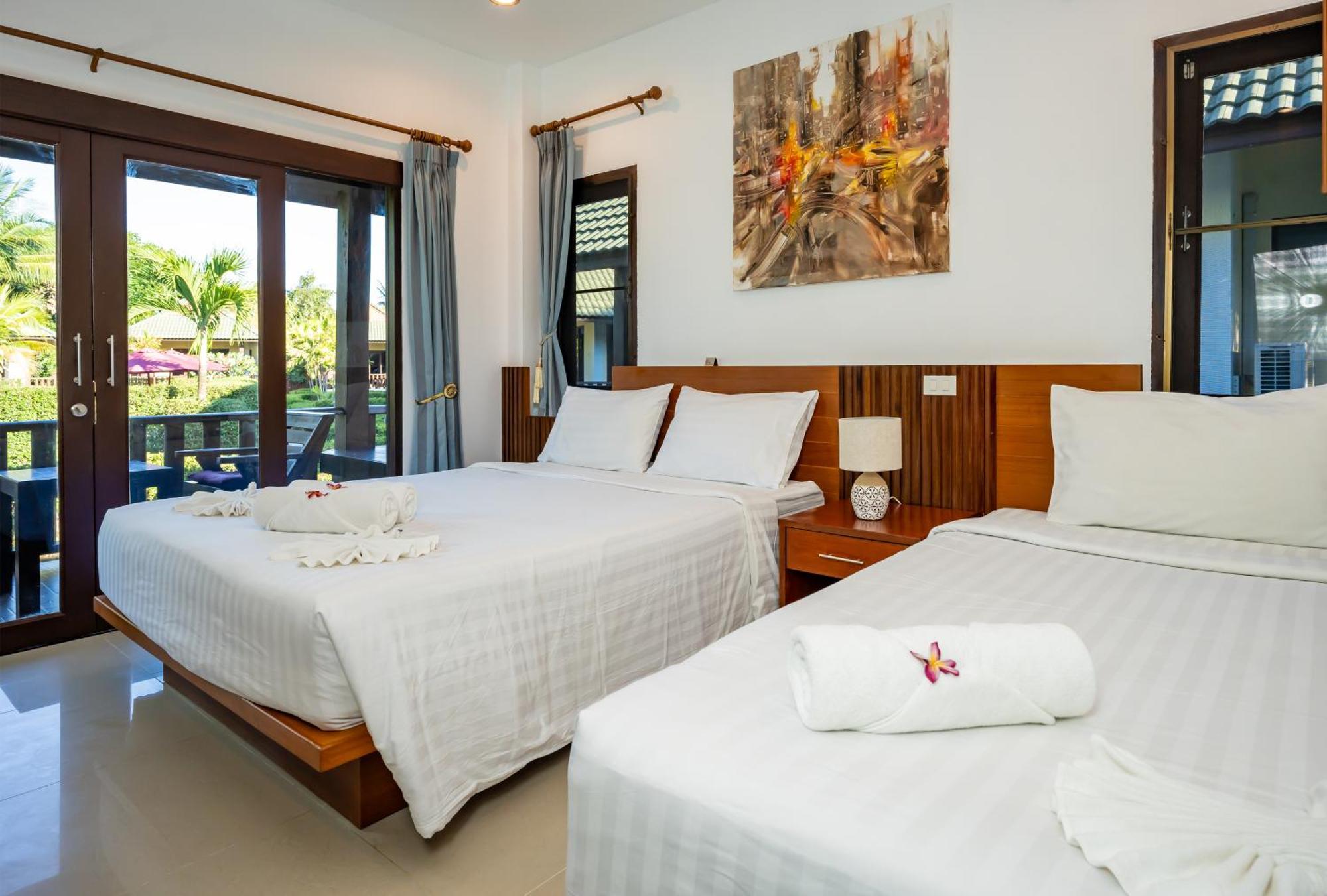 Phatcharee Resort Baan Tai Esterno foto